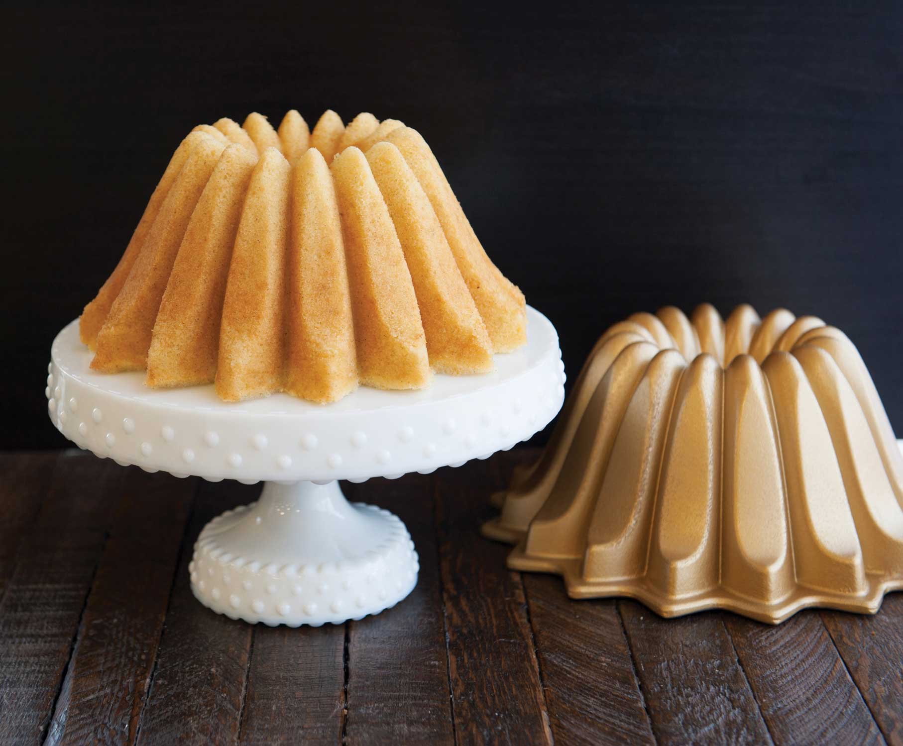 Lotus Baking Tin Nordic Ware RoyalDesign