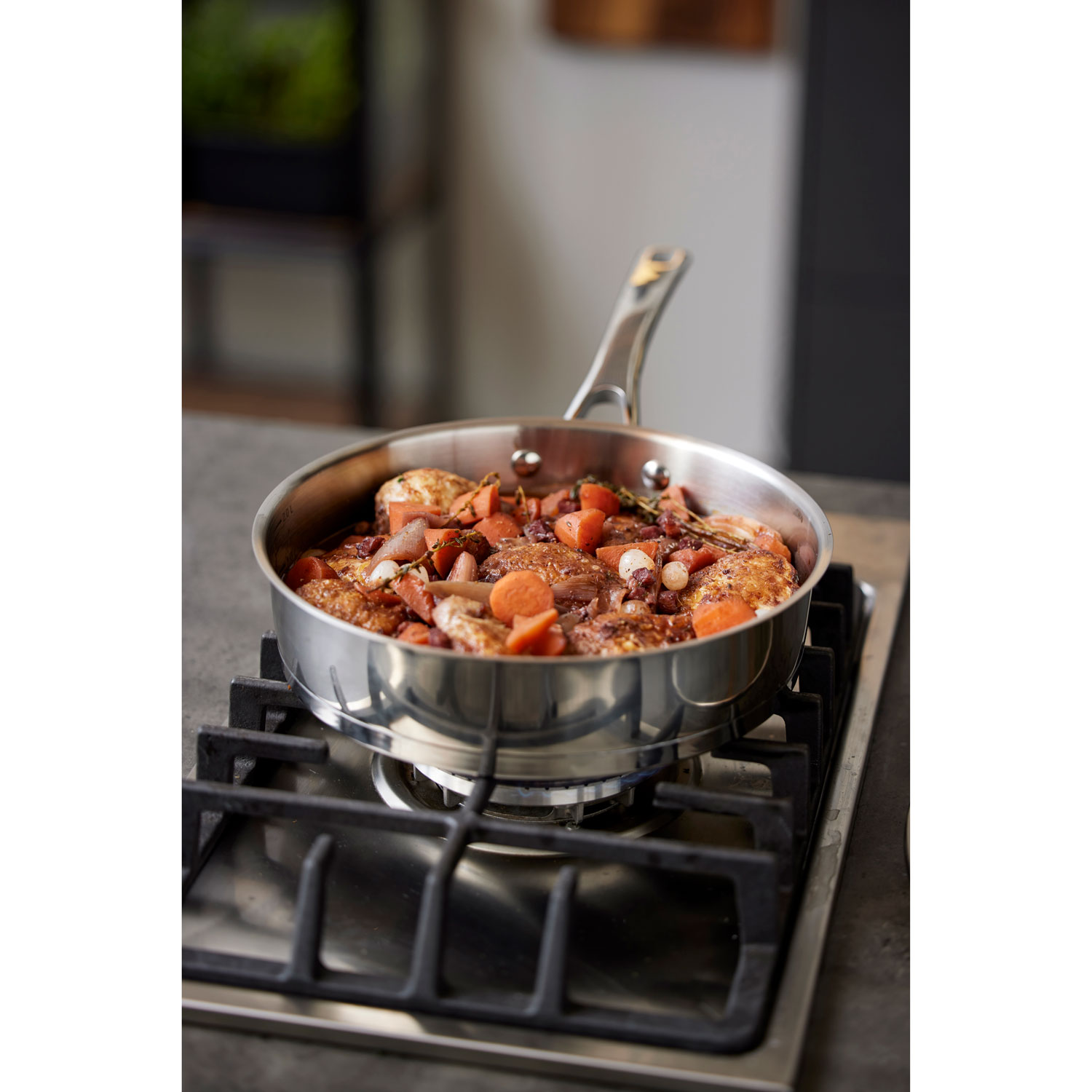 Impact Sauteuse Pan, 24 cm - Tefal @ RoyalDesign