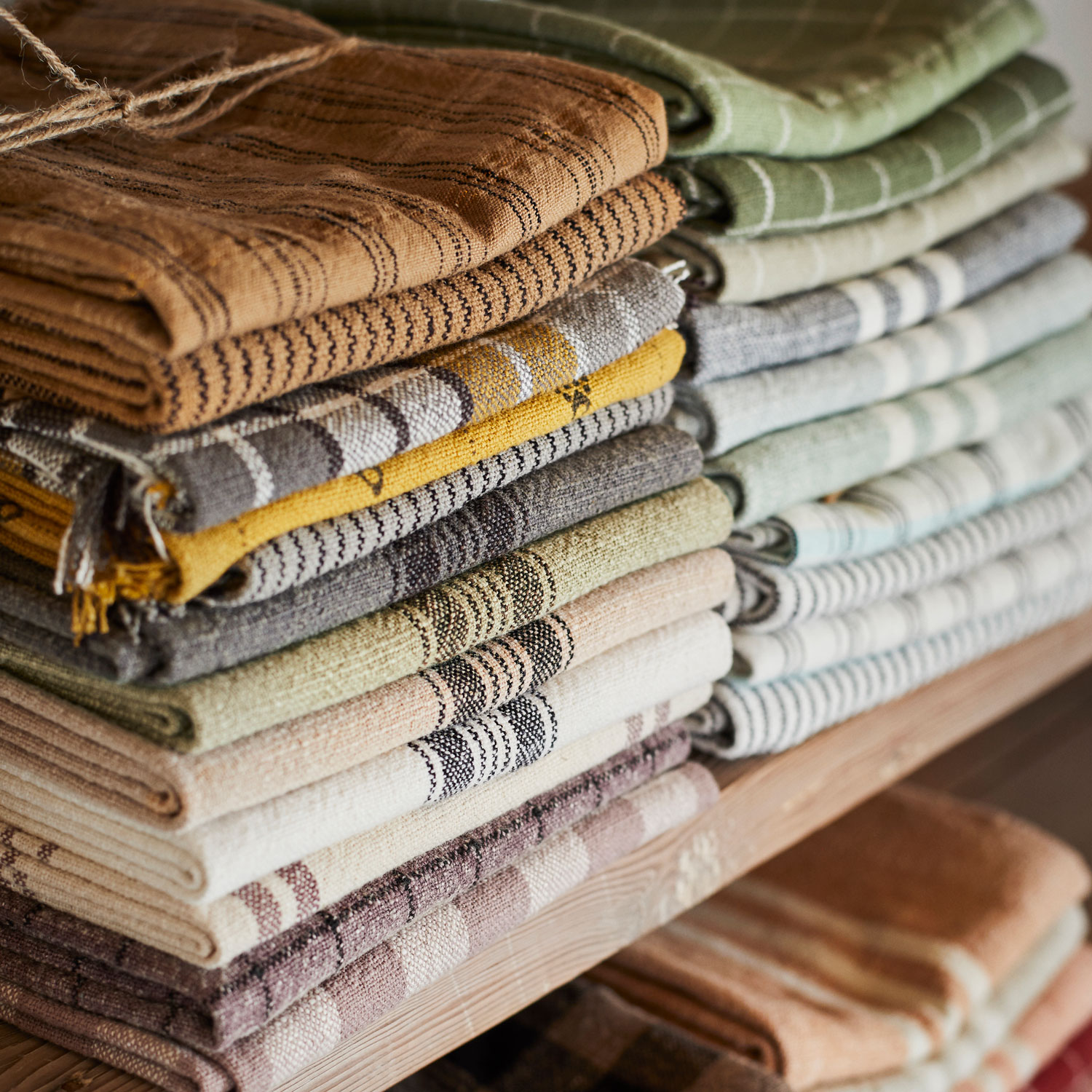 mustard and grey towels