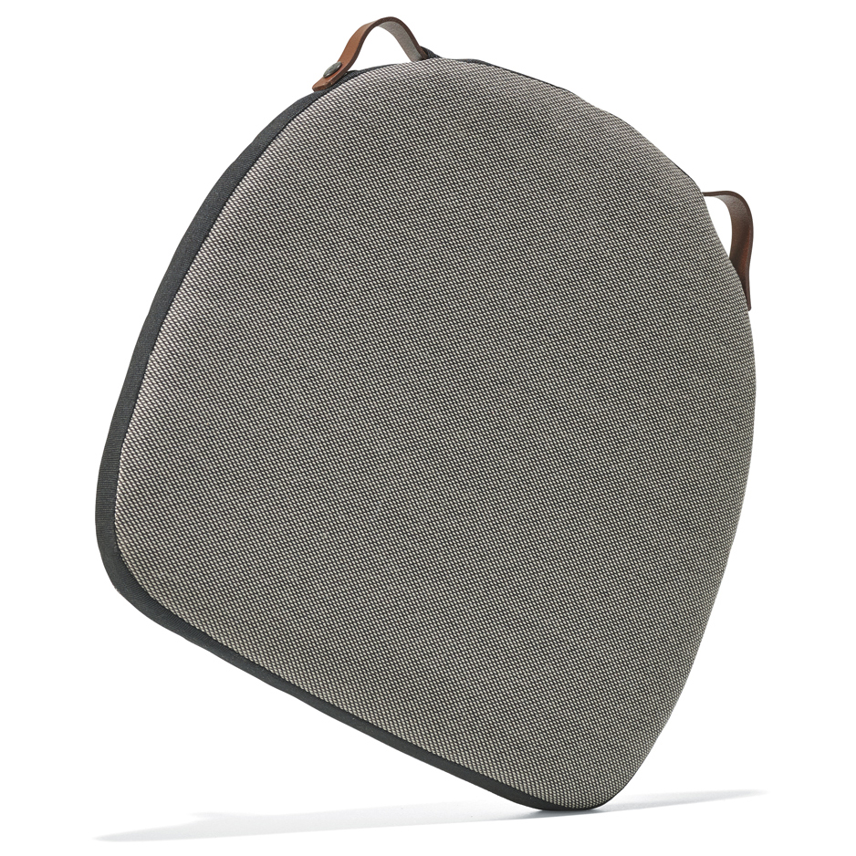 Tashqarida biseksual