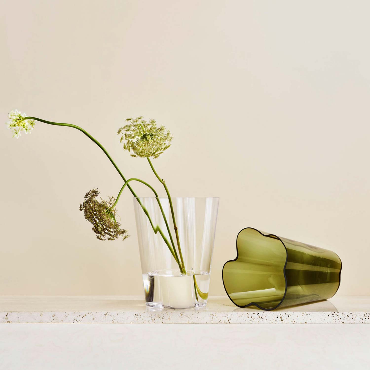  Aalto vase 95mm アップルグリーン Aalto Vase 27 cm, Moss Green from Iittala | RoyalDesign